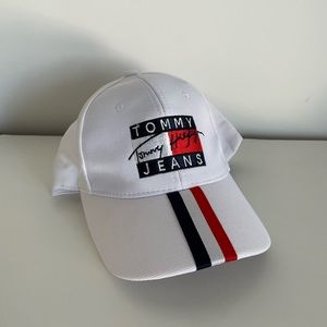 Tommy Hilfiger cap